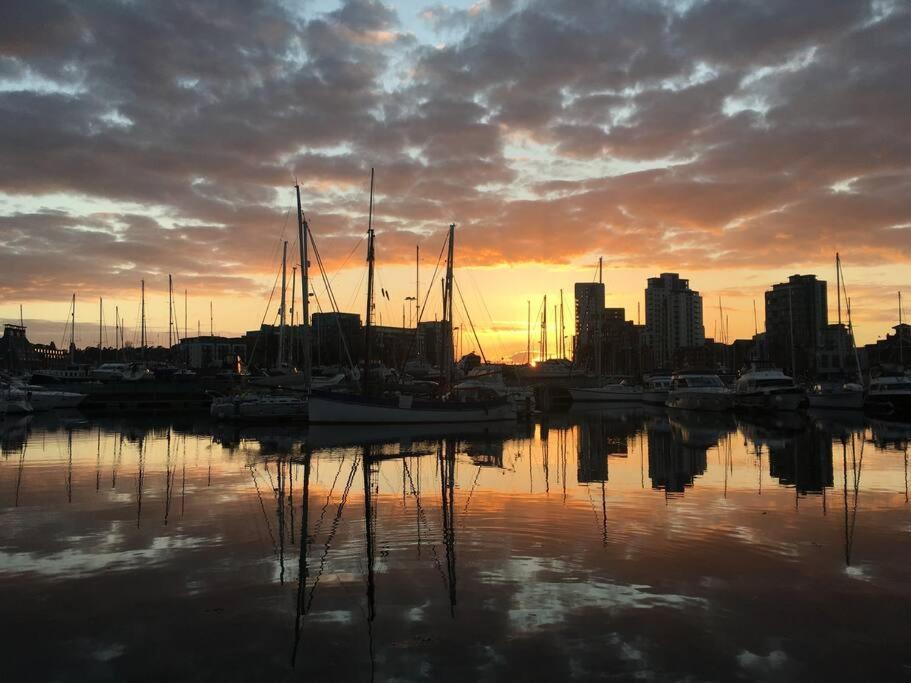 Luxury 1 Bed Ipswich Marina Apartment Free Parking Esterno foto